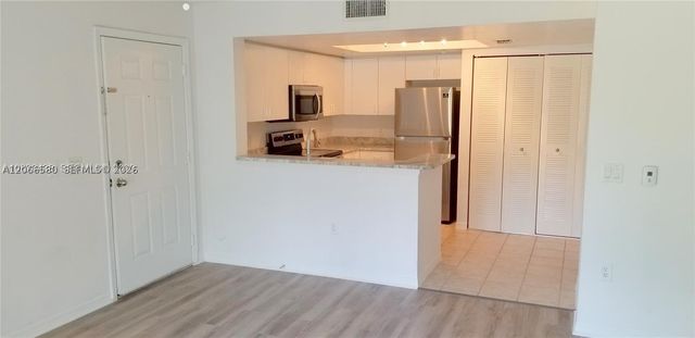 4195 N Haverhill Rd 303, West Palm Beach, FL 33417