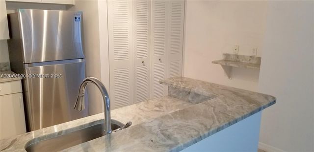 4195 N Haverhill Rd 303, West Palm Beach, FL 33417