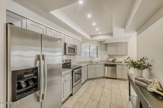 8870 S HEATHER Drive, Tempe, AZ 85284