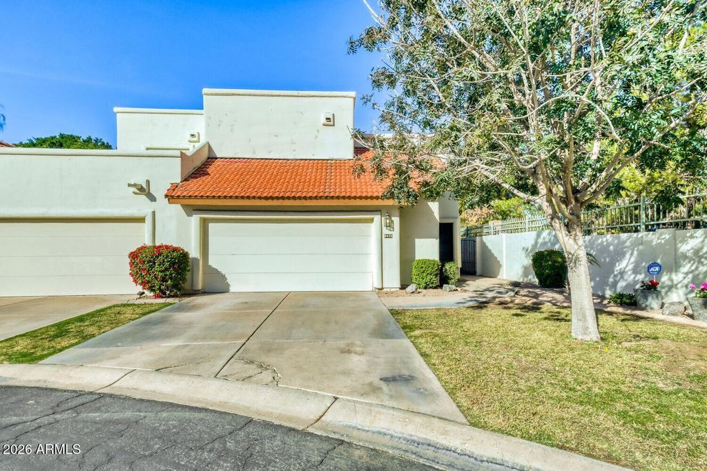 8870 S HEATHER Drive, Tempe, AZ 85284