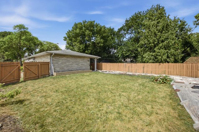 1106 5th Avenue S, Moorhead, MN 56560