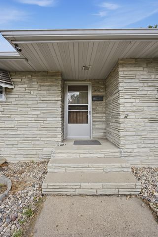 1106 5th Avenue S, Moorhead, MN 56560