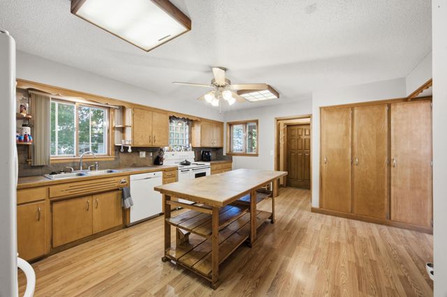 1106 5th Avenue S, Moorhead, MN 56560
