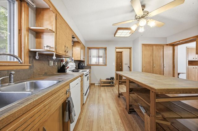 1106 5th Avenue S, Moorhead, MN 56560