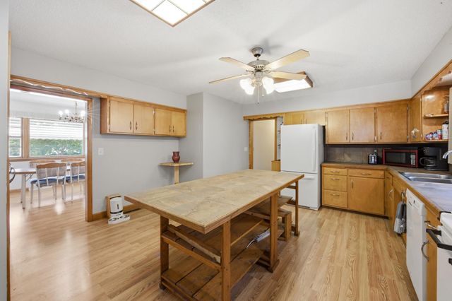 1106 5th Avenue S, Moorhead, MN 56560