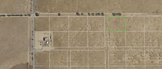 9700 W Kingbird Avenue, Rosamond, CA 93560