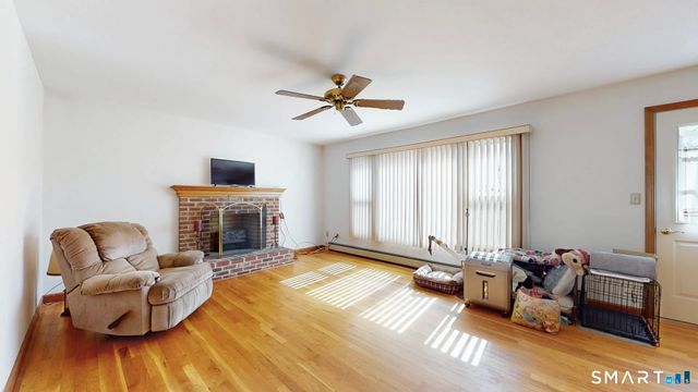 1985 Cutspring Road, Stratford, CT 06614