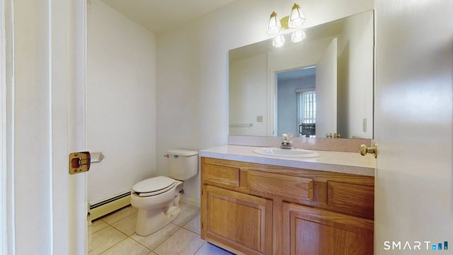 1985 Cutspring Road, Stratford, CT 06614