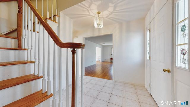 1985 Cutspring Road, Stratford, CT 06614