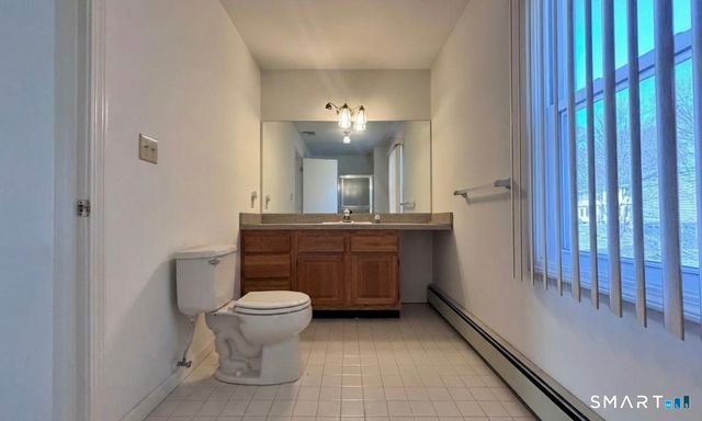 1985 Cutspring Road, Stratford, CT 06614