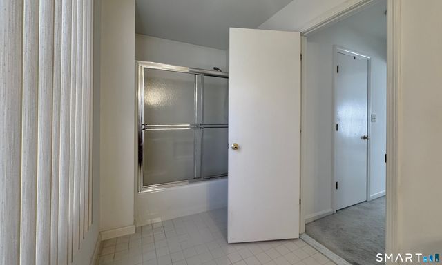 1985 Cutspring Road, Stratford, CT 06614