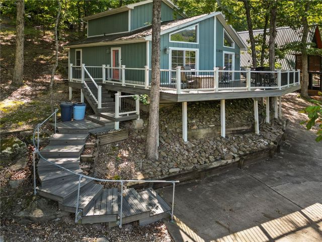 11855 White Oak Drive, Garfield, AR 72732