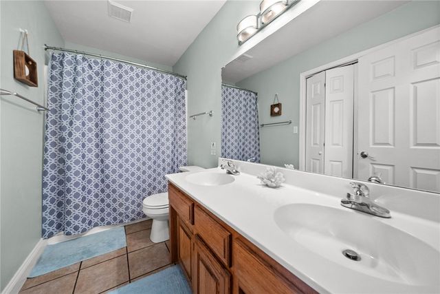 11855 White Oak Drive, Garfield, AR 72732