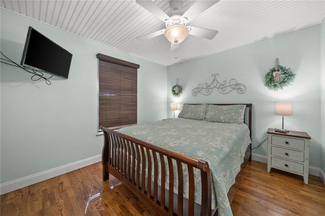 11855 White Oak Drive, Garfield, AR 72732