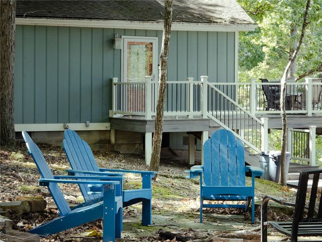 11855 White Oak Drive, Garfield, AR 72732