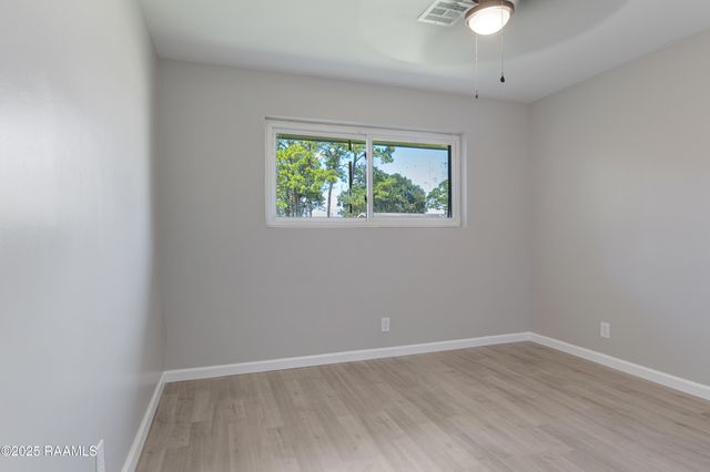 113 Woodcrest Circle, New Iberia, LA 70560