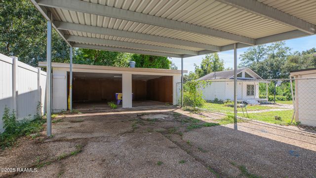 113 Woodcrest Circle, New Iberia, LA 70560