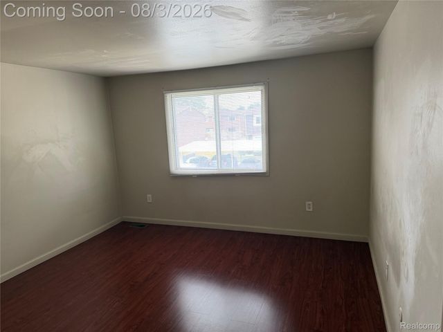 38129 Jamestown Drive, Sterling Heights, MI 48312