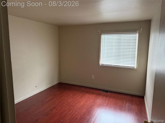 38129 Jamestown Drive, Sterling Heights, MI 48312