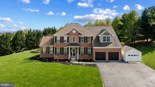 2231 W GREENLEAF DR, Frederick, MD 21702