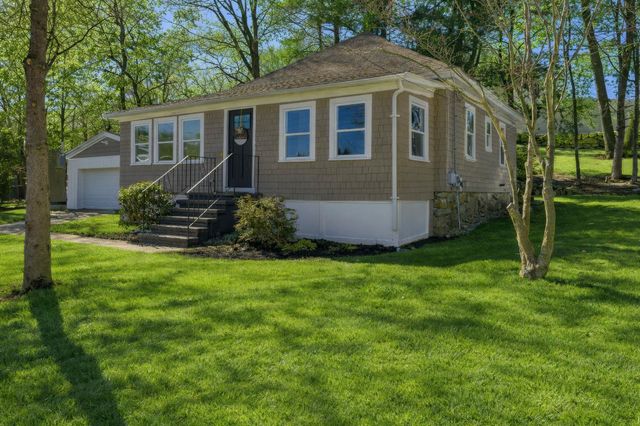 47 MILLVILLE Street, Salem, NH 03079