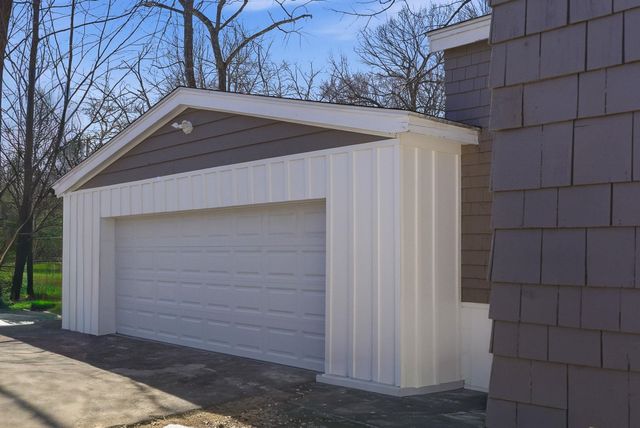 47 MILLVILLE Street, Salem, NH 03079