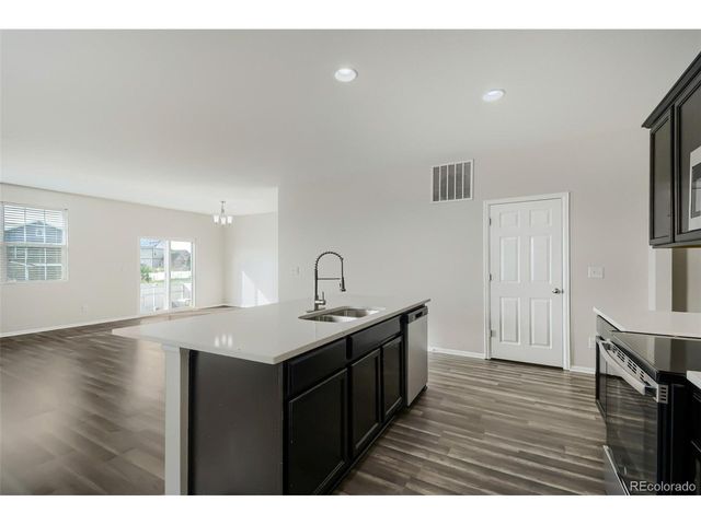 5442 Neighbors Pkwy, Firestone, CO 80504
