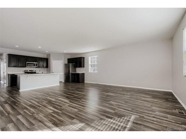 5442 Neighbors Pkwy, Firestone, CO 80504