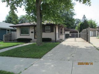 4611 Wright AVENUE, Racine, WI 53405