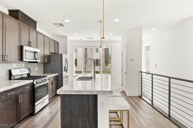 2860 Blue Key Court 2, Las Vegas, NV 89123