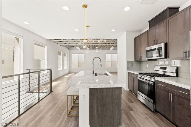 2860 Blue Key Court 2, Las Vegas, NV 89123