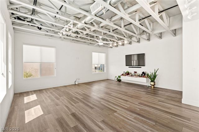 2860 Blue Key Court 2, Las Vegas, NV 89123