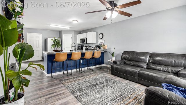 8779 E Park Ridge Circle, Berlin Charter Township, MI 48166