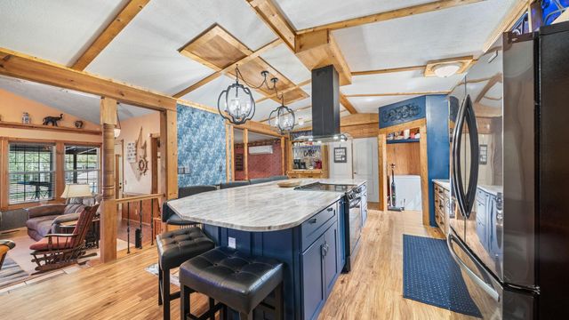 8003 Rolling Oaks Drive S, Spring, TX 77389