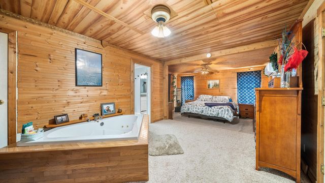 8003 Rolling Oaks Drive S, Spring, TX 77389