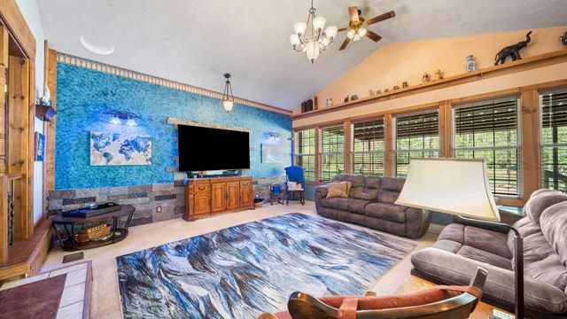 8003 Rolling Oaks Drive S, Spring, TX 77389