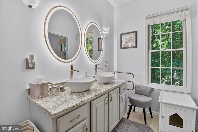 1137 SUGARLOAF MOUNTAIN RD, Dickerson, MD 20842