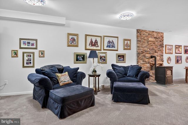 1137 SUGARLOAF MOUNTAIN RD, Dickerson, MD 20842