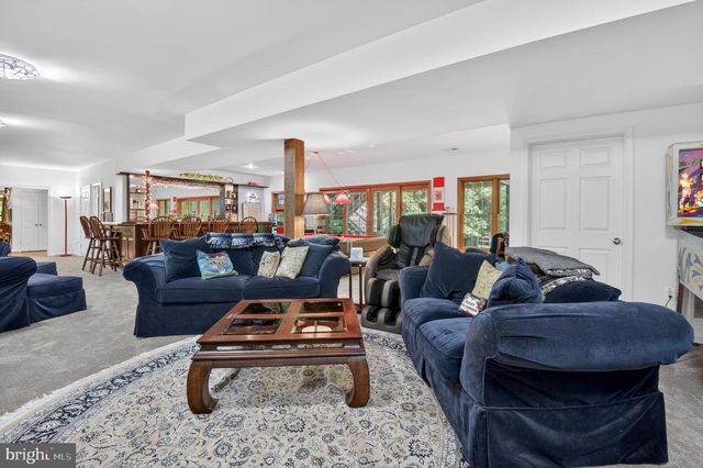 1137 SUGARLOAF MOUNTAIN RD, Dickerson, MD 20842
