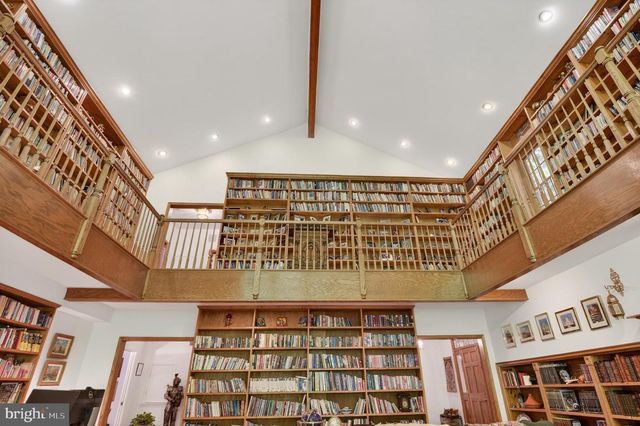 1137 SUGARLOAF MOUNTAIN RD, Dickerson, MD 20842
