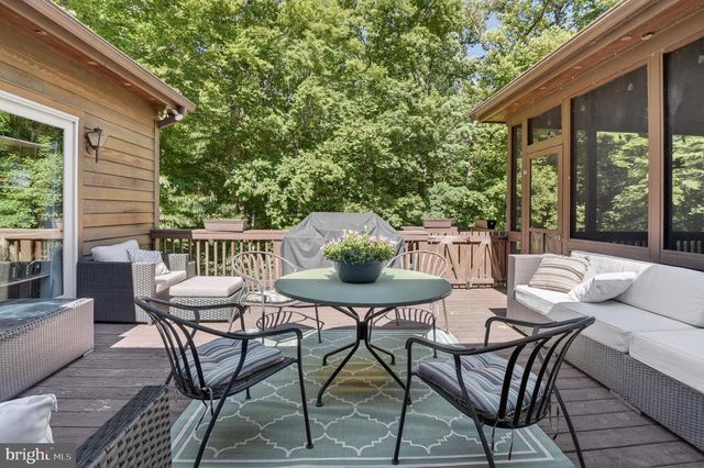 1137 SUGARLOAF MOUNTAIN RD, Dickerson, MD 20842