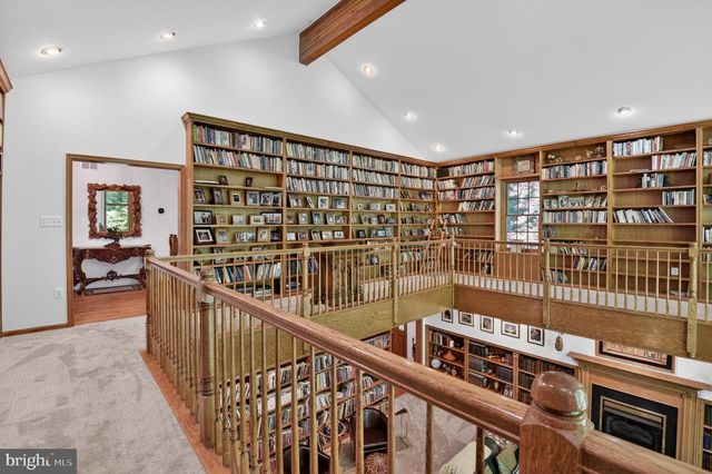 1137 SUGARLOAF MOUNTAIN RD, Dickerson, MD 20842