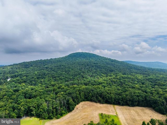 1137 SUGARLOAF MOUNTAIN RD, Dickerson, MD 20842