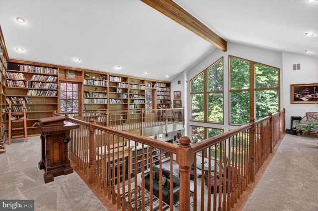 1137 SUGARLOAF MOUNTAIN RD, Dickerson, MD 20842