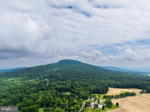 1137 SUGARLOAF MOUNTAIN RD, Dickerson, MD 20842