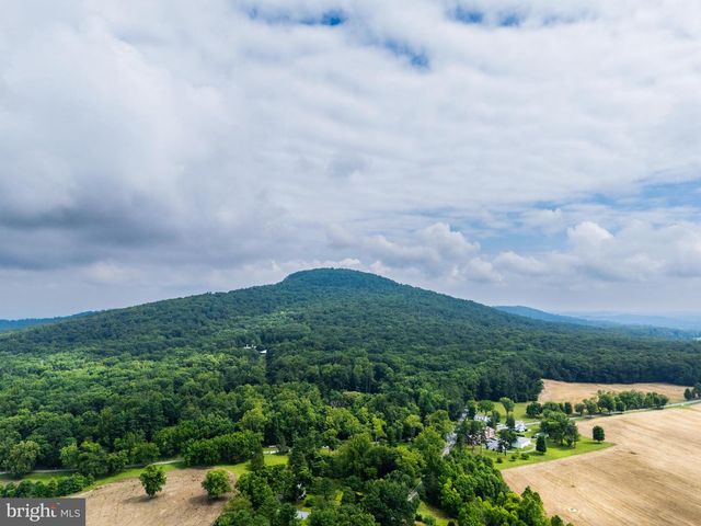1137 SUGARLOAF MOUNTAIN RD, Dickerson, MD 20842