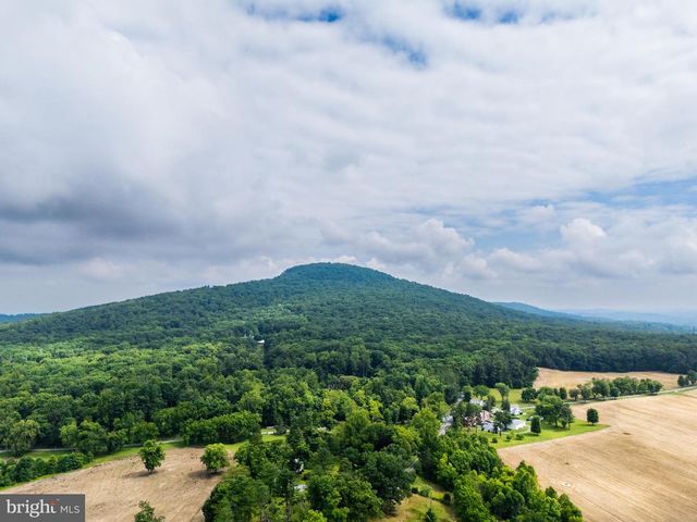 1137 SUGARLOAF MOUNTAIN RD, Dickerson, MD 20842