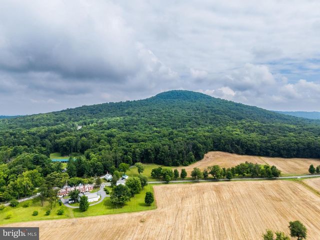 1137 SUGARLOAF MOUNTAIN RD, Dickerson, MD 20842