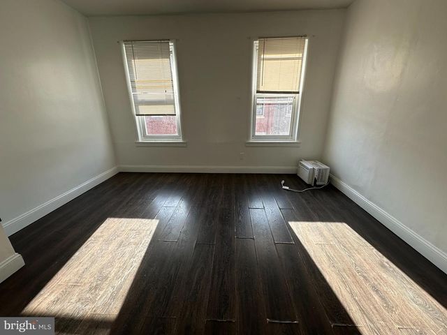 2223 S MILDRED ST, Philadelphia, PA 19148