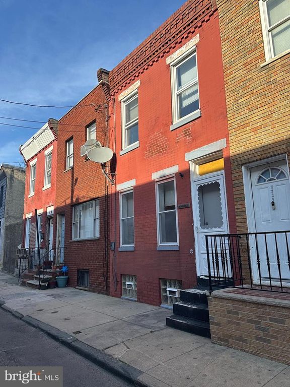 2223 S MILDRED ST, Philadelphia, PA 19148